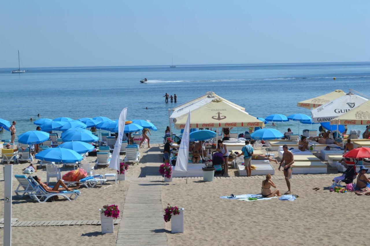 Shalanda Hotel Odessa Buitenkant foto