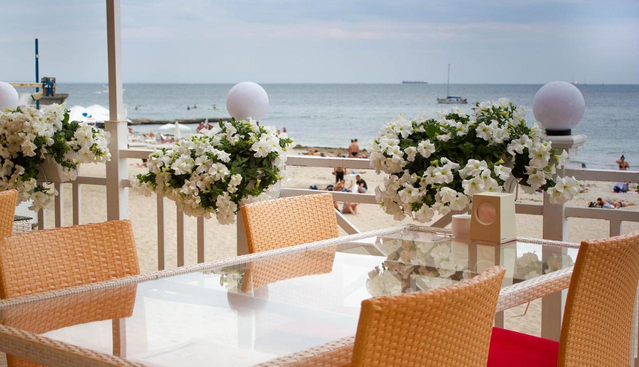 Shalanda Hotel Odessa Buitenkant foto