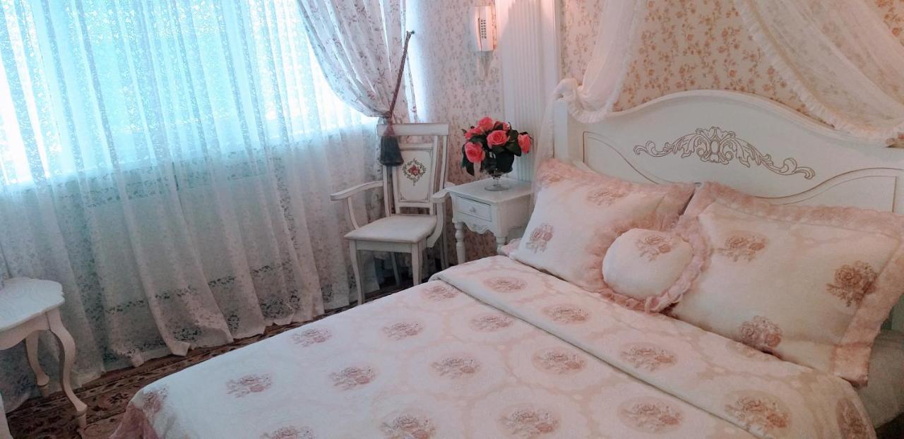 Shalanda Hotel Odessa Buitenkant foto